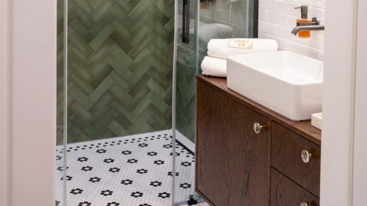 Retro 66 Jacuzzi *